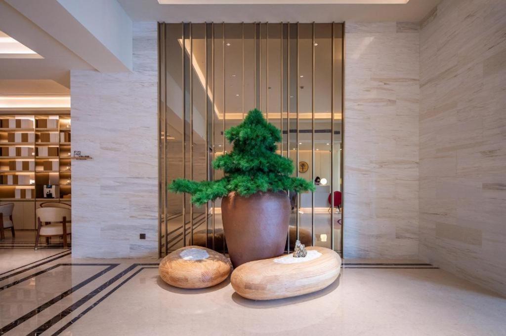 Ji Jiading Bailian Shopping Center Hotel 3*